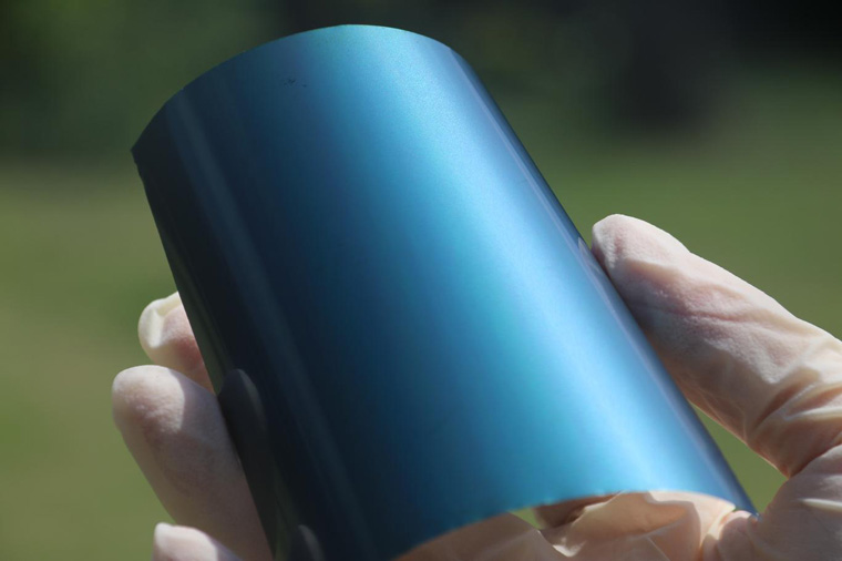 薄膜太陽能電池的優(yōu)缺點(diǎn)，是否有污染