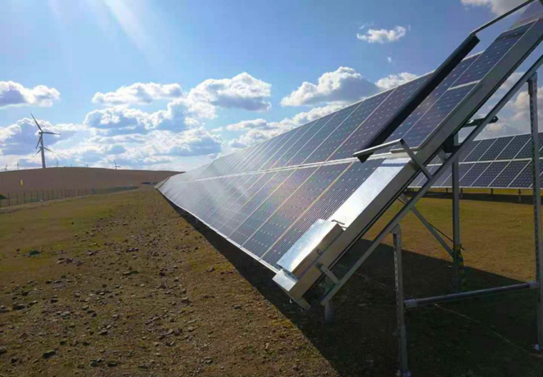 光伏面板清洗機器人 光伏面板清洗機器人